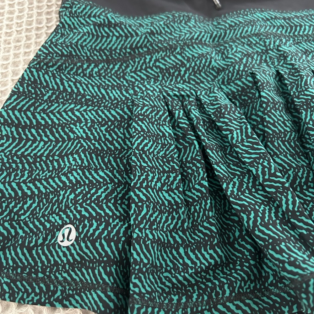 LULULEMON - Picture 2 of 5